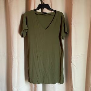 Madewell, olive green fly dress, size XS. Lightly used, great condition!